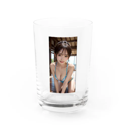 巨乳美少女 Water Glass