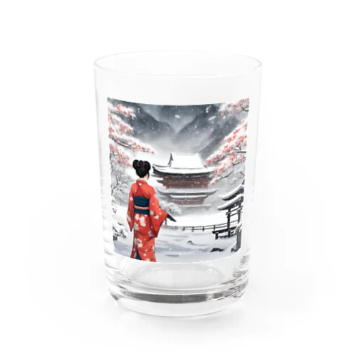和服女性と雪景色 Water Glass