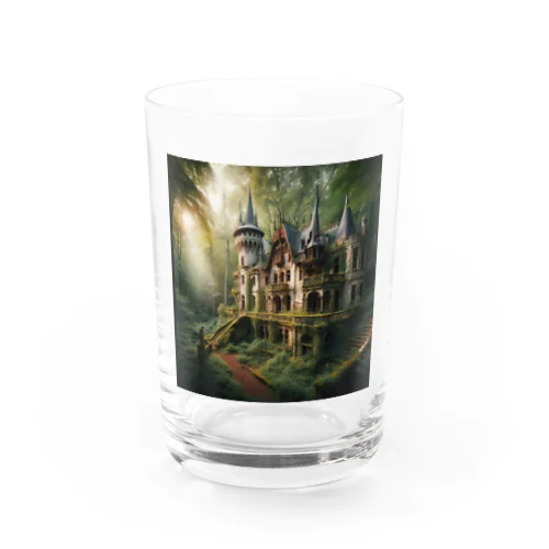 森の中にある豪華な中世の廃屋⑤ グラス