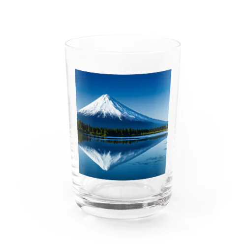 湖に反射する富士山 Water Glass