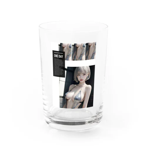 美女 図鑑（牝犬の彼方） Water Glass