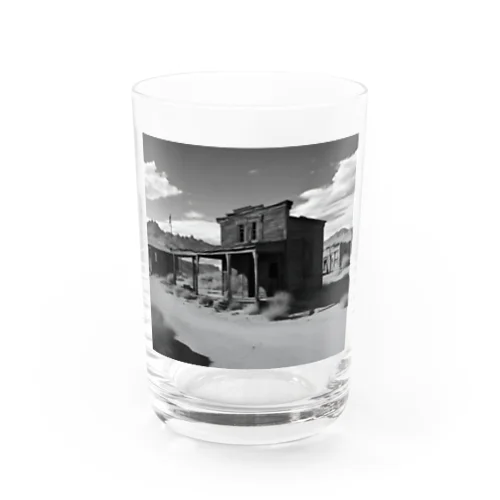 "Nostalgia Ville：さびれた町の魅力を感じるグッズ" Water Glass