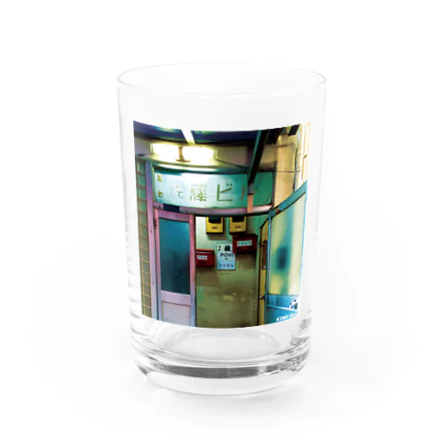 上野の雑居ビル Water Glass