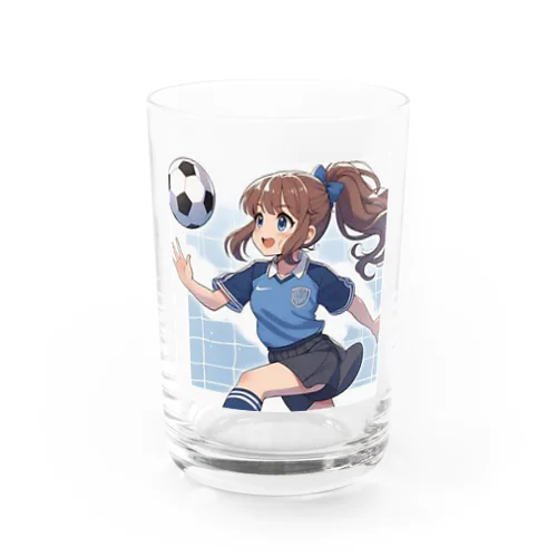 楽しくフットサルしているポニーテールの女の子 Water Glass