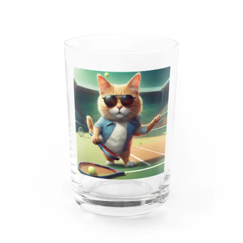 サングラス姿のお洒落な猫がテニスいいよ！ Water Glass