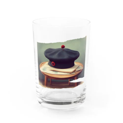 【アート】レトロかわいいベレー帽💗 Water Glass