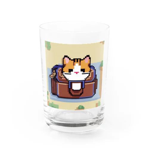 ハンドバッグの中に隠れている猫 Water Glass