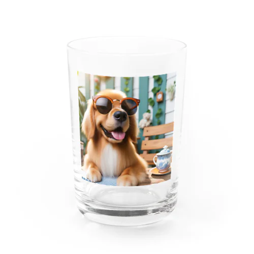 サングラスをかけた、かわいい犬 Marsa 106 Water Glass