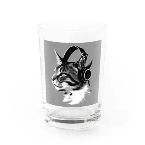 ヘッドホンをした猫 Water Glass