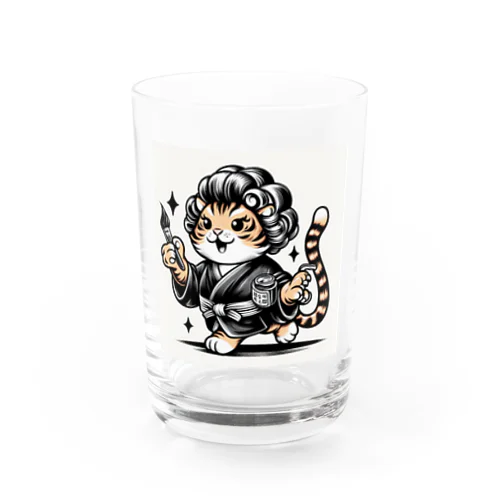 虎筆女将 Water Glass