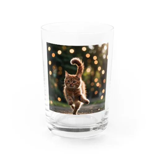 ぴょんと跳ねる猫 Water Glass