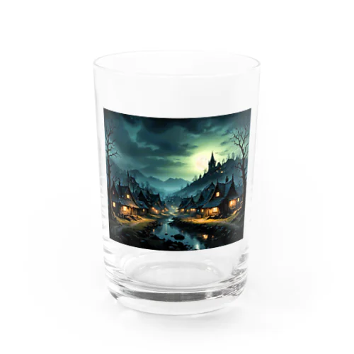 夜に輝く美しい村の光景 Water Glass