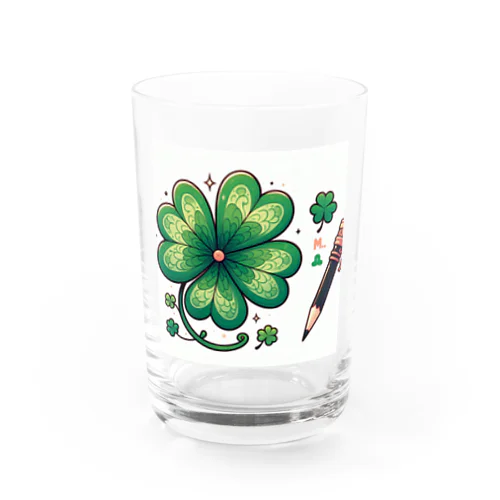 こんなに可愛い四つ葉クローバー Water Glass