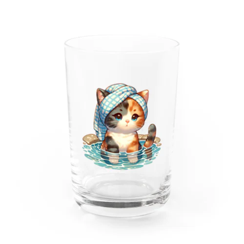 三毛猫さんの入浴 Water Glass