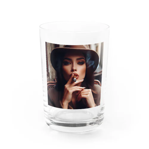 葉巻をたしなむお嬢様 Water Glass