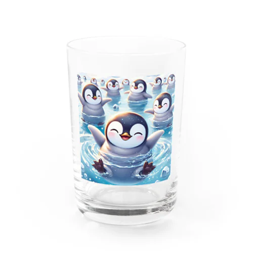 笑顔で泳ぐペンギン Water Glass