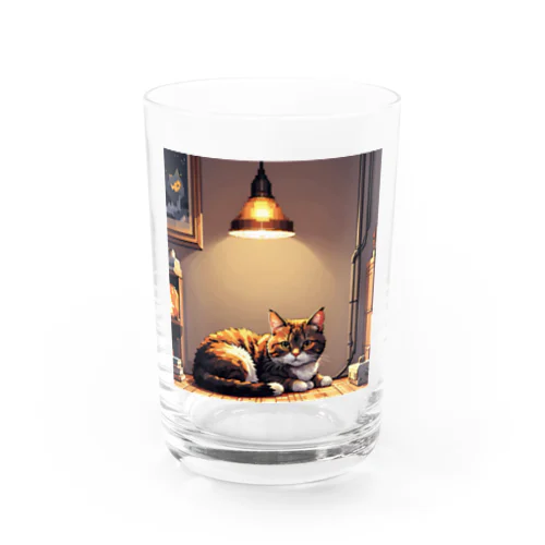 ライトに照らされた猫 Water Glass