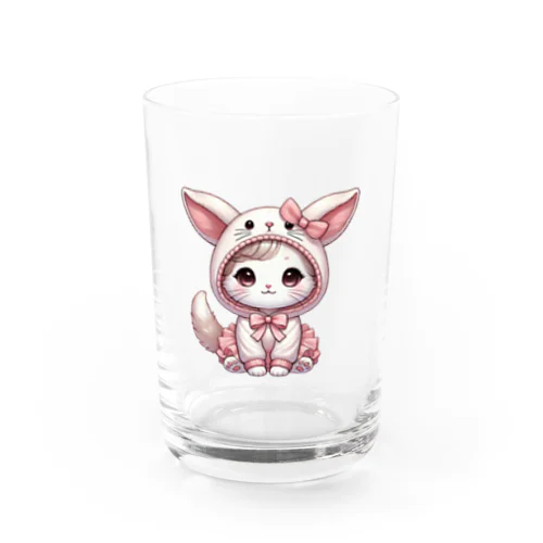 可愛いウサギ風フードのキュートな子猫 Water Glass