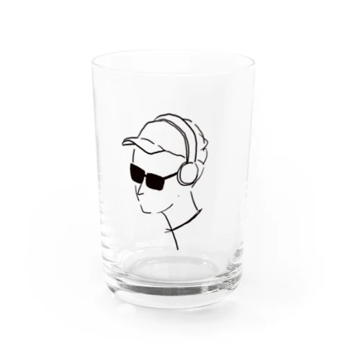 ヘッドフォン×スキンヘッドのシンプルな男性 グラス