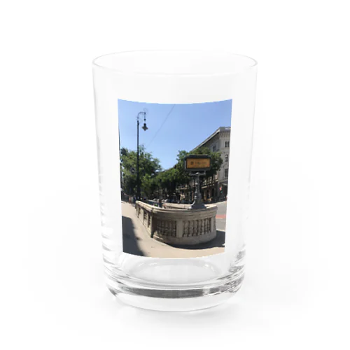 ブダペスト地下鉄 Water Glass