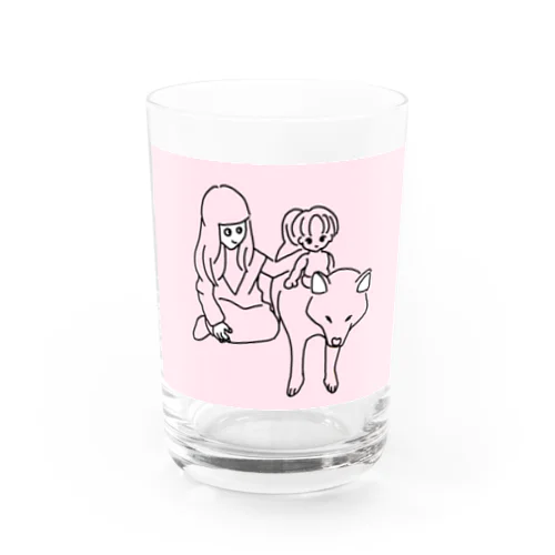 女の子と犬と グラス
