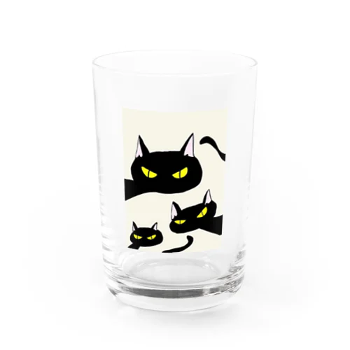 目つきの悪い黒猫三人衆グラス グラス