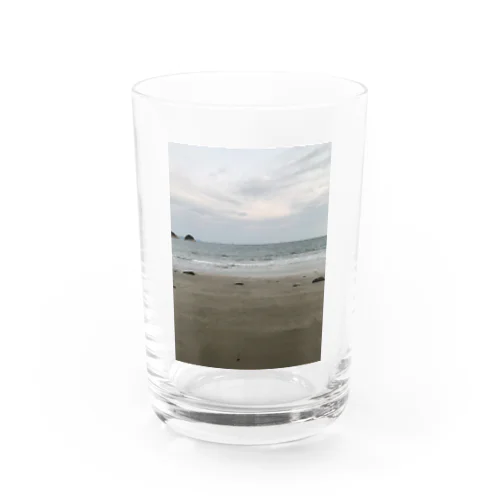 🌊 Water Glass