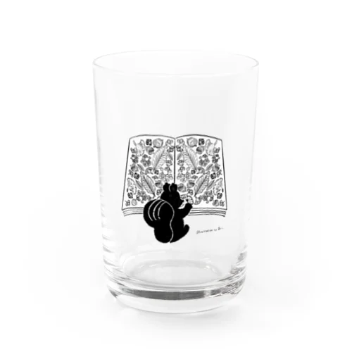 本を読むリス Water Glass