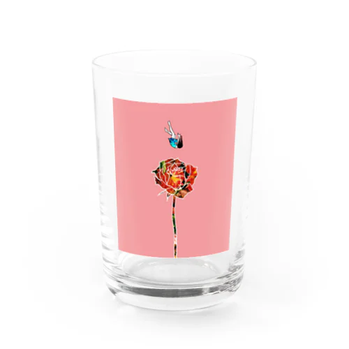 fall in love Water Glass