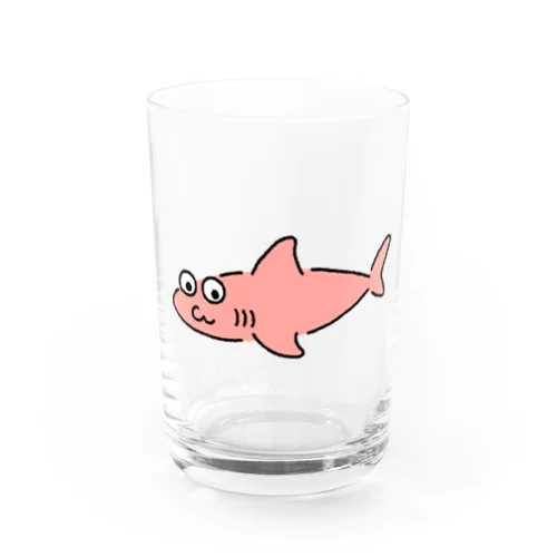 サメ？はピンク グラス
