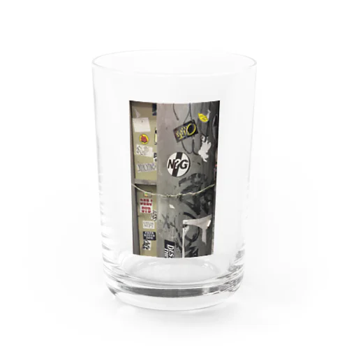 city boy Water Glass