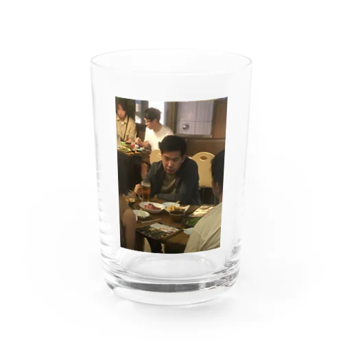 ビジネス勧誘に気をつけて Water Glass