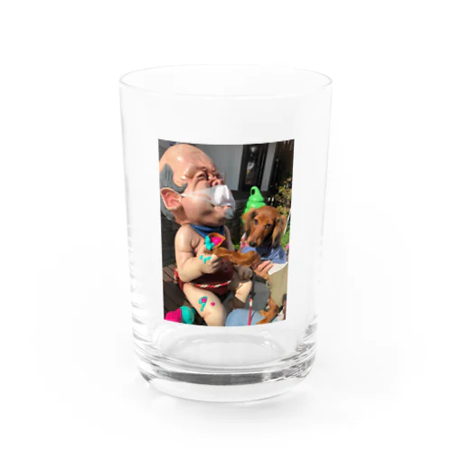 chica bonita Water Glass