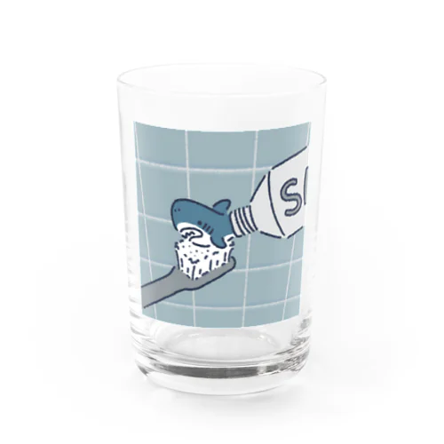 サメで歯みがき Water Glass