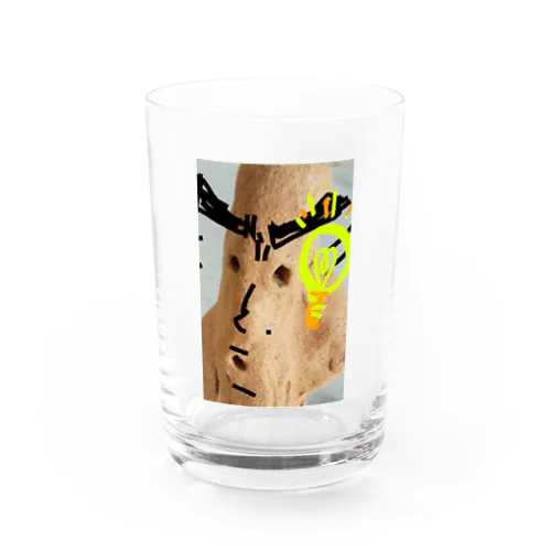 俺って…閃いても…あざと格好いい…。なミネラル豊富な土のはにわさんです。 Water Glass