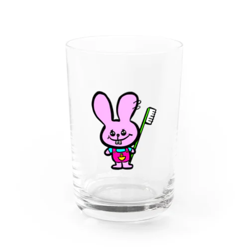 大人しく歯を磨こうか。 Water Glass