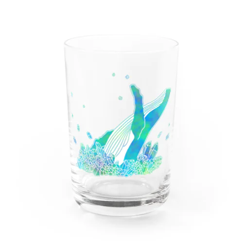 水晶から飛び出した鯨【青】 Water Glass