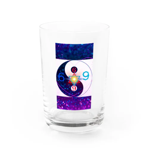 ❻♾⑨ Water Glass