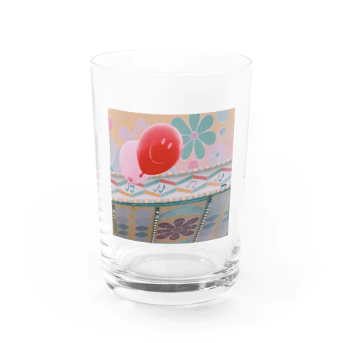 風船は見てるかも Water Glass