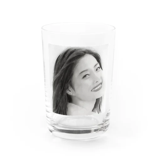 石原さとみ鉛筆画 Water Glass