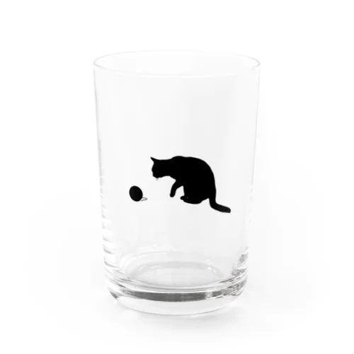 毛玉と遊ぶ猫 Water Glass