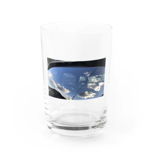 車窓に映る空 Water Glass