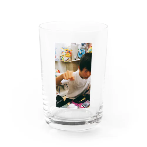 影 Water Glass