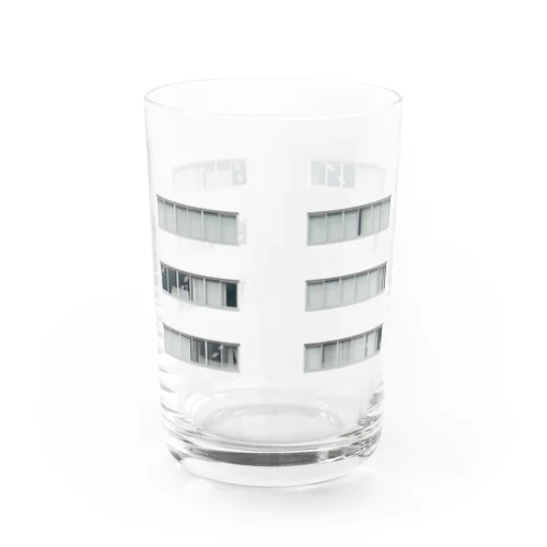 窓 Water Glass