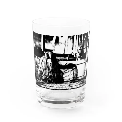 這い寄る黒髪女 Water Glass