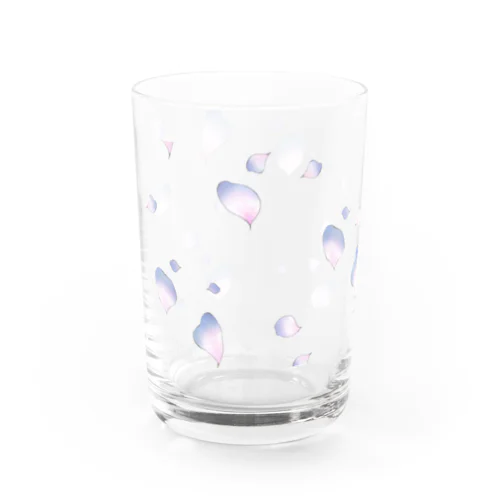 儚げな花びら Water Glass