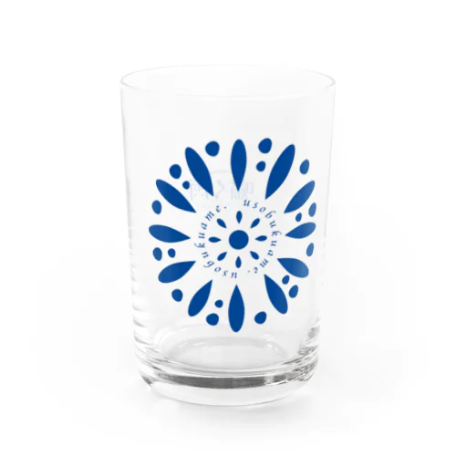 嘯くカップ。 Water Glass