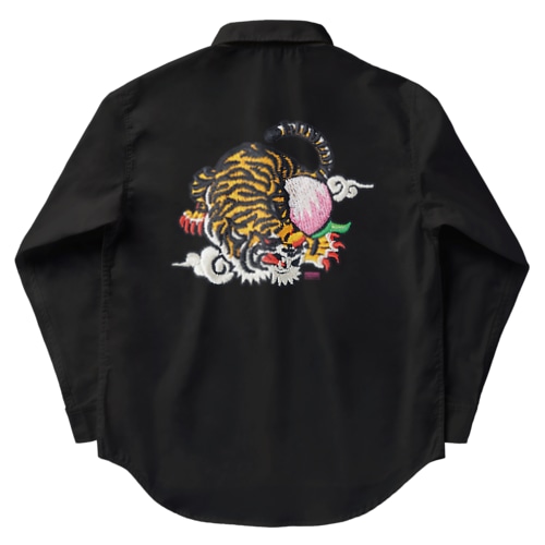 虎と桃 Work Shirt