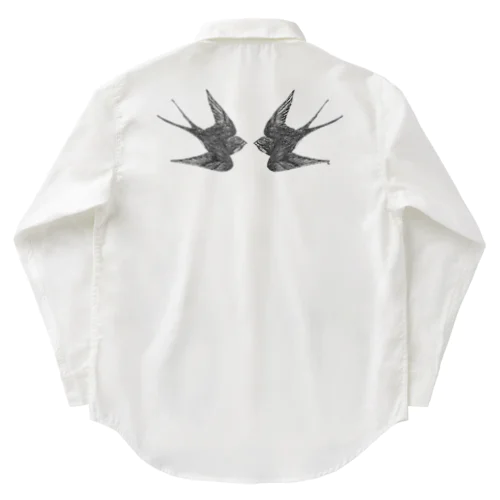 コロコロのツバメちゃん　抱き燕（ペン画） ワークシャツ