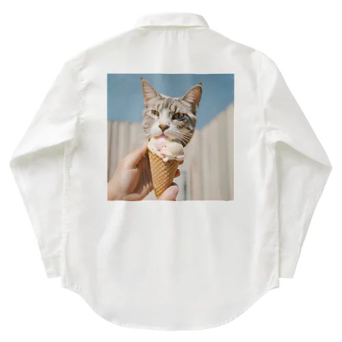 アイスにかぶりつく猫 ワークシャツ